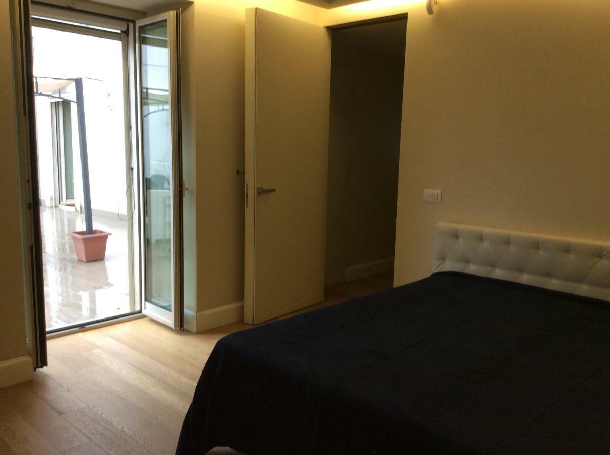 Suite Con Terrazza In Centro Storico CTA Exterior foto