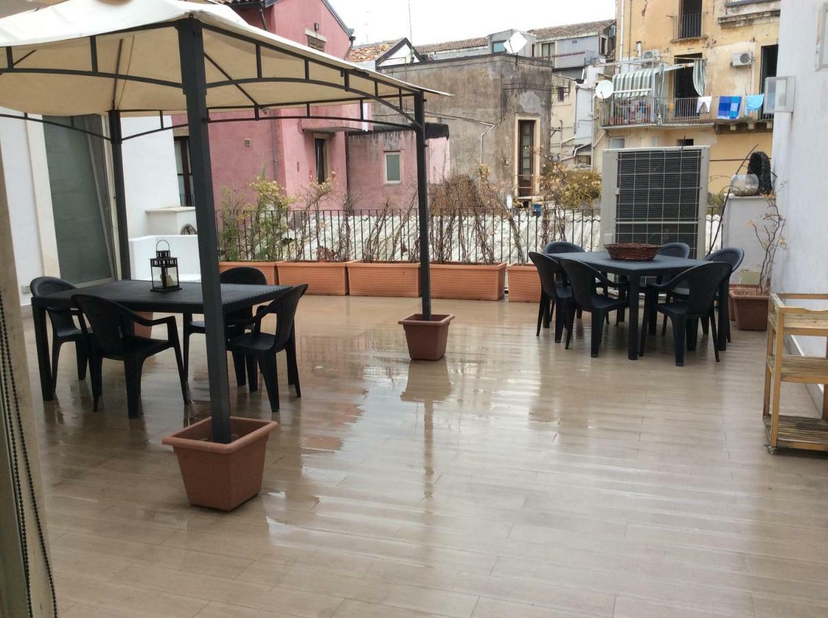 Suite Con Terrazza In Centro Storico CTA Exterior foto
