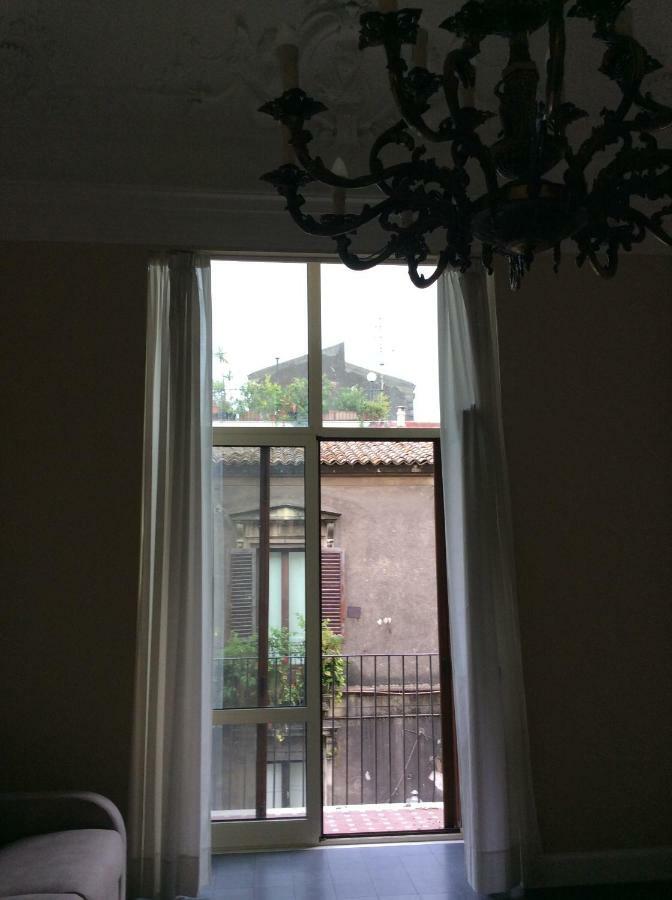 Suite Con Terrazza In Centro Storico CTA Exterior foto